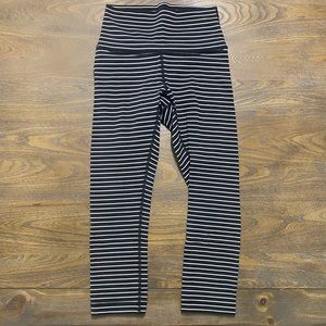 Lululemon Wunder Train Crop- Black and White